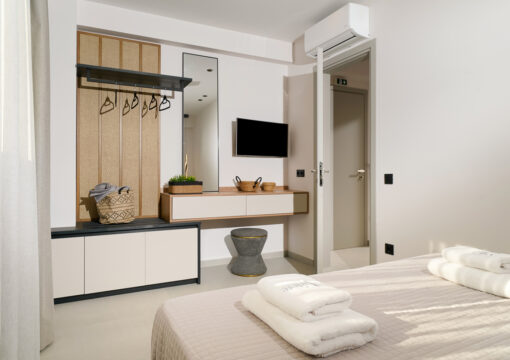One Bedroom with Private Pool